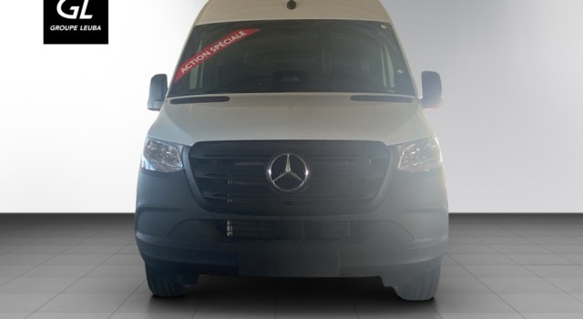 MERCEDES-BENZ Sprinter 319 CDI Extralang