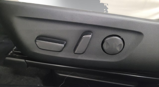 MAZDA MX-30 e-Skyactiv Revolution