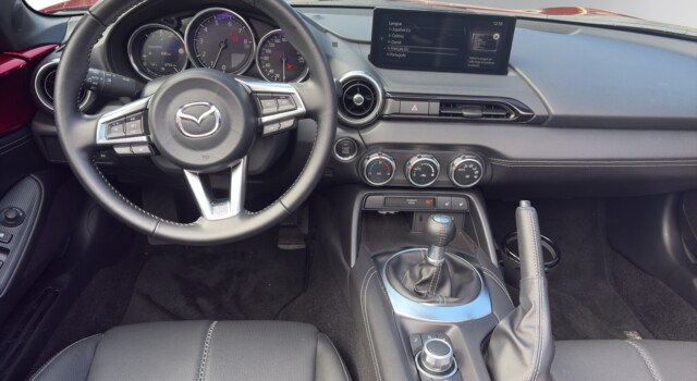 MAZDA MX-5 Skyactiv-G 184 Exclusive-line