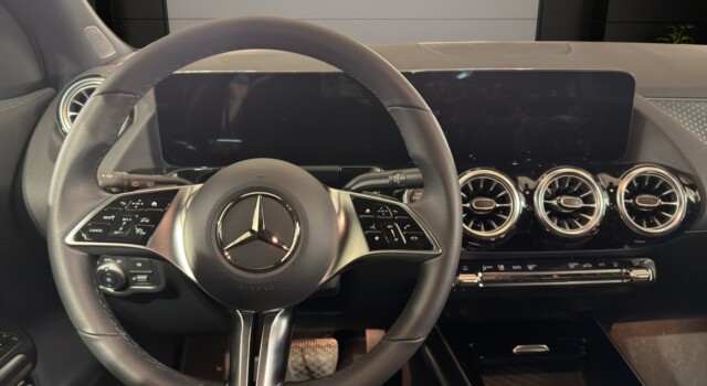 MERCEDES-BENZ GLA 250 e EQ Star 8G-DCT