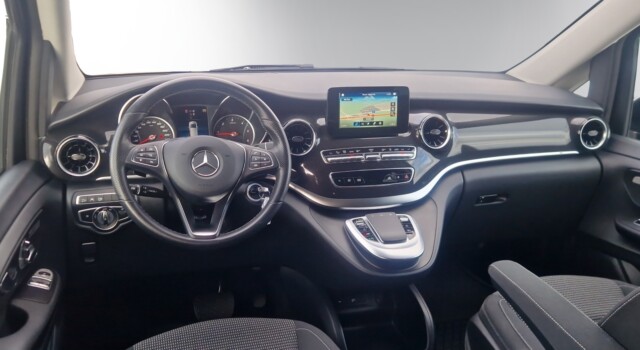 MERCEDES-BENZ V 220 d lang 4Matic 9G-Tronic