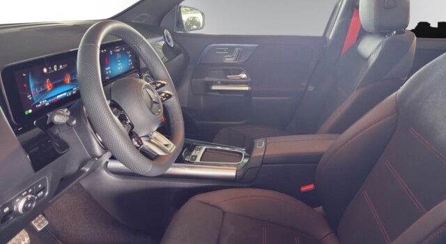 MERCEDES-BENZ GLA 35 AMG GLA AMG 35 4Matic 8G-DCT