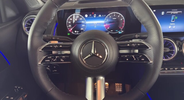 MERCEDES-BENZ GLB 250 4Matic 8G-Tronic