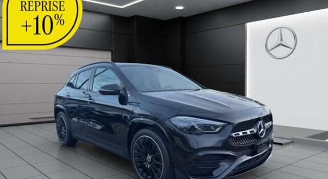 MERCEDES-BENZ GLA 200 7G-DCT