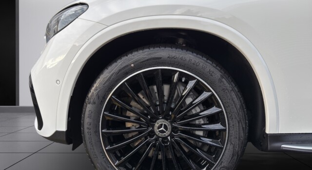MERCEDES-BENZ GLC 220 d 4Matic 9G-Tronic