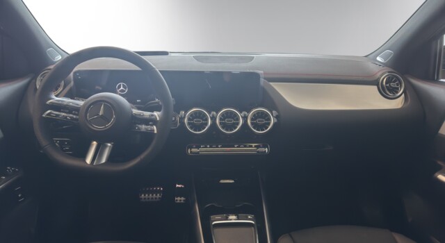 MERCEDES-BENZ EQA 350 66,5 kWh 4Matic Excellence