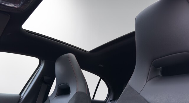 MERCEDES-BENZ A 250 e 8G-DCT