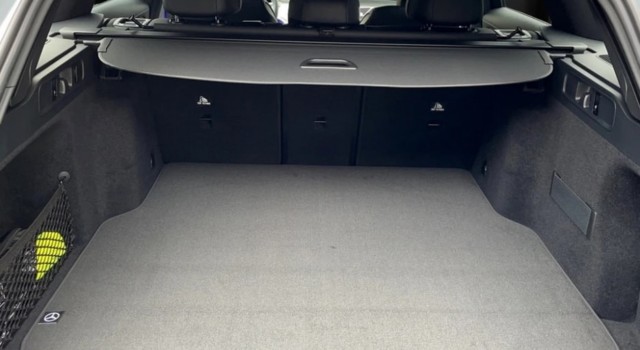 MERCEDES-BENZ C 220 d T 4 Matic Swiss Star