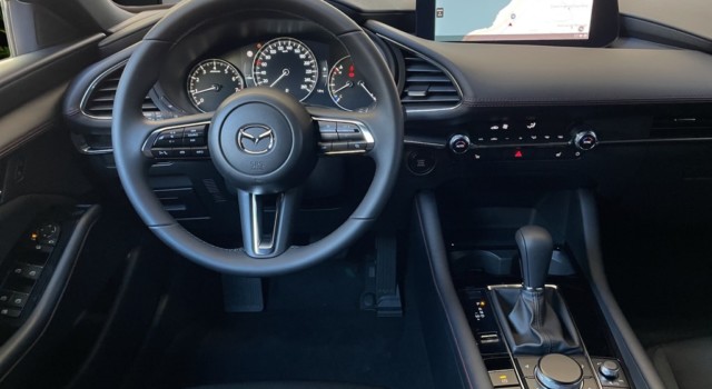 MAZDA 3 Hatchback SKYACTIV-X M Hybrid 186 AWD Homura Automat