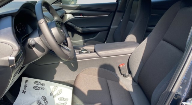 MAZDA 3 Hatchback SKYACTIV-G M Hybrid 140 Centre Line Automat