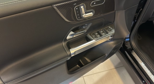 MERCEDES-BENZ GLB 250 4Matic 8G-Tronic
