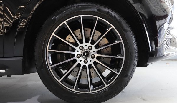 MERCEDES-BENZ GLE 350 de AMG Line 4Matic