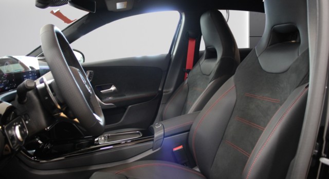 MERCEDES-BENZ A 35 AMG A AMG 35 4Matic 8G-DCT