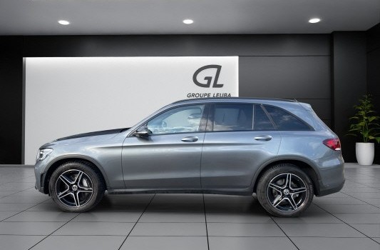 MERCEDES-BENZ GLC 300 AMG Line 4Matic