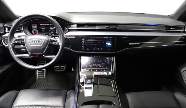 AUDI S8 TFSI quattro