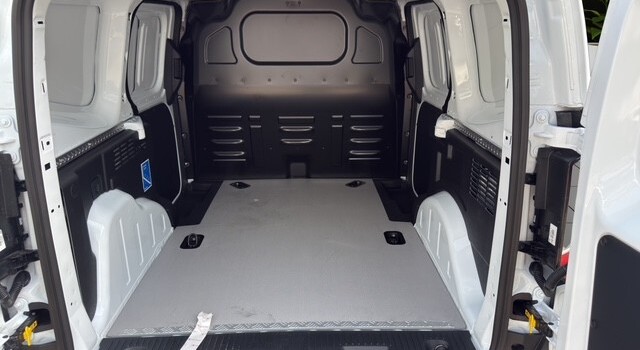 FORD  E-TRANSIT COURIER 136ch BEV