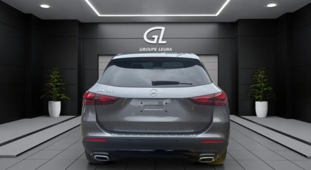 MERCEDES-BENZ GLA 200 Night Star 7G-DCT