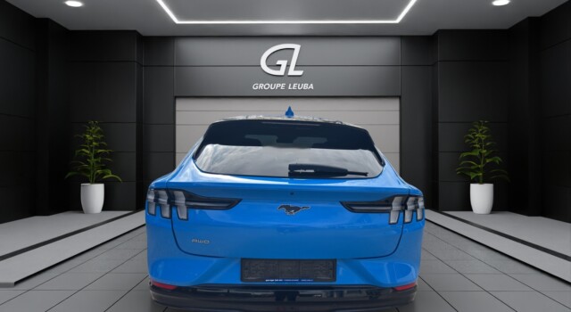 FORD MUSTANG MACH-E AWD 72.6 kWh