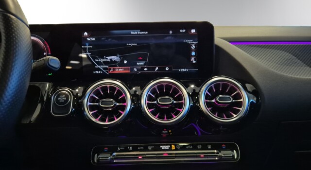 MERCEDES-BENZ GLA 250 e AMG Line 8G-DCT