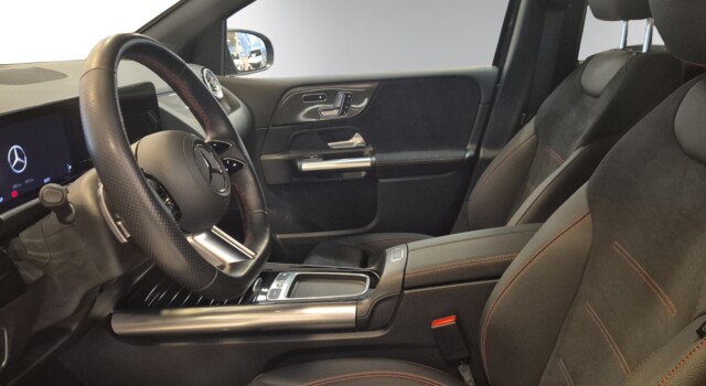 MERCEDES-BENZ B 220 4Matic 8G-DCT