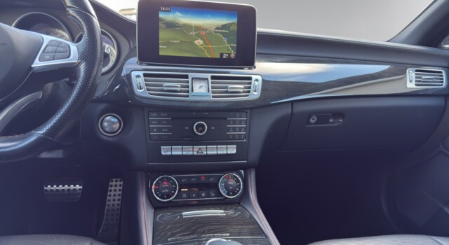 MERCEDES-BENZ CLS 500 4Matic