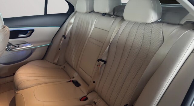 MERCEDES-BENZ E 220 d 4Matic 9G-Tronic