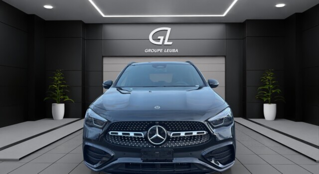 MERCEDES-BENZ GLA 200 7G-DCT