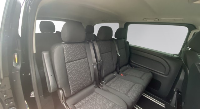 MERCEDES-BENZ VITO 119 CDI Lang Tourer 9G-Tronic 4M Select 9 places