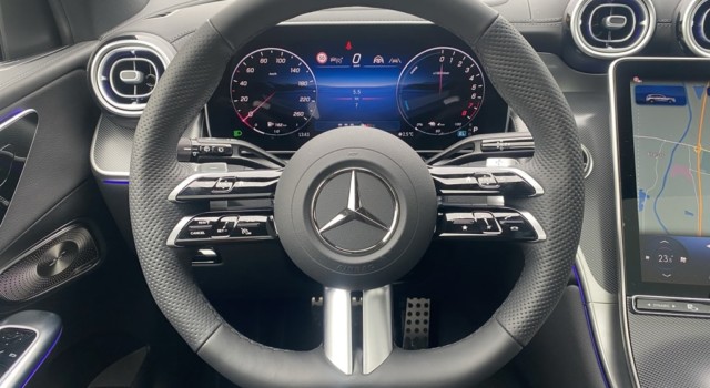 MERCEDES-BENZ GLC 300 e 4Matic 9G-Tronic