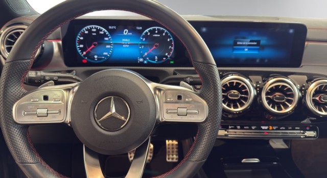 MERCEDES-BENZ CLA 200 CLA Shooting Brake 200 AMG Line 7G-DCT