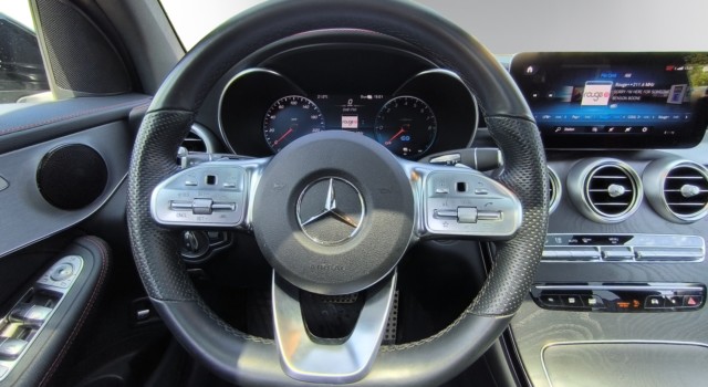 MERCEDES-BENZ GLC 300 e AMG Line 4Matic