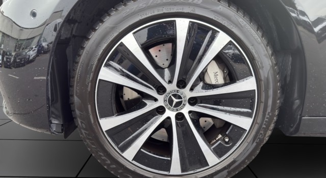 MERCEDES-BENZ E 300 de T 4Matic EQ Star 9G-Tronic