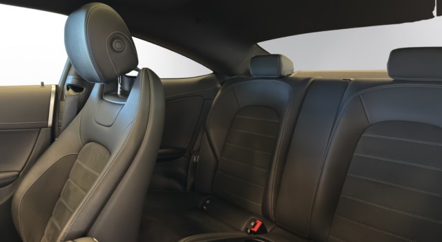 MERCEDES-BENZ C 200 AMG Line 4Matic