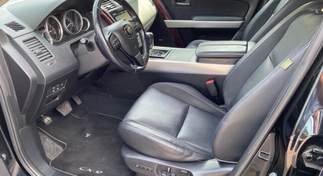 MAZDA CX-9 3.7 V6 Revolution Automatic