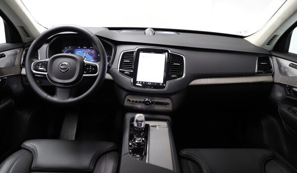 VOLVO XC90 T8 eAWD PluginHybrid Ultra Dark Geartronic