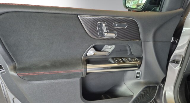 MERCEDES-BENZ B 200 4Matic AMG Line