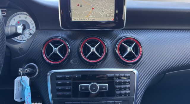 MERCEDES-BENZ A 250 Sport 7G-DCT