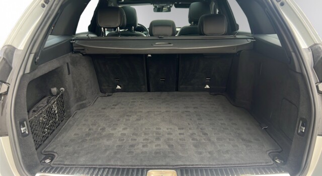 MERCEDES-BENZ C 200 Swiss Star AMG Line 4M 9G-Tronic