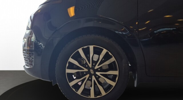 HYUNDAI STARIA Wagon 2.2 CRDi Amplia 4WD A