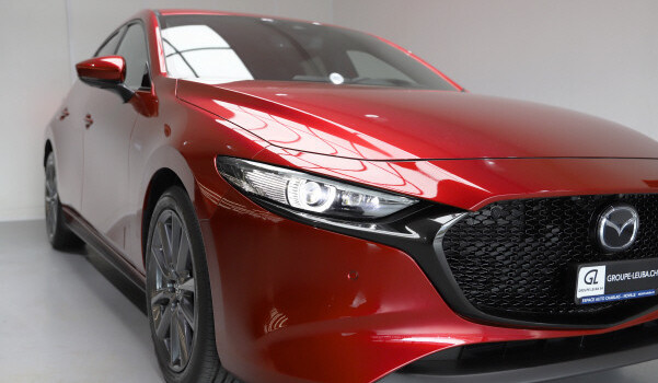 MAZDA 3 HB X 180 Revolution