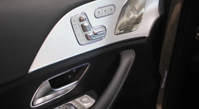 MERCEDES-BENZ GLE 300 d 4Matic 9G-Tronic