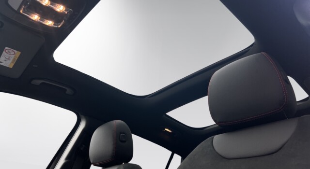 MERCEDES-BENZ GLB 250 4Matic 8G-Tronic