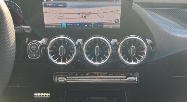 MERCEDES-BENZ GLA 220 4Matic 8G-DCT