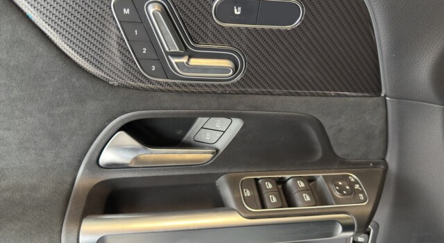 MERCEDES-BENZ GLB 220 4Matic 8G-Tronic