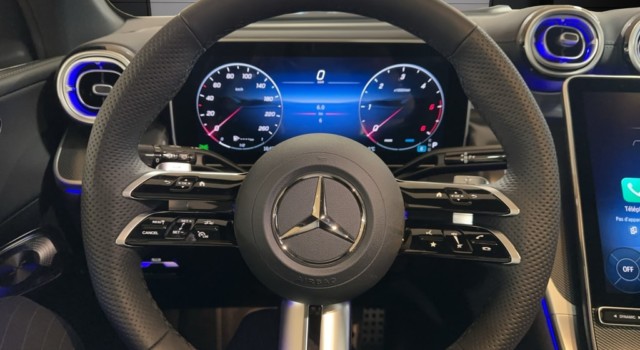 MERCEDES-BENZ GLC 300 d 4Matic AMG Line 9G-Tronic