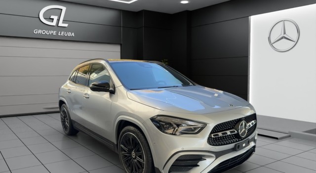 MERCEDES-BENZ GLA 220 4Matic 8G-DCT