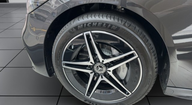 MERCEDES-BENZ C 300 de T 4Matic
