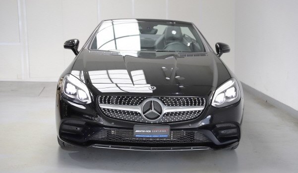 MERCEDES-BENZ SLC 200 AMG Line