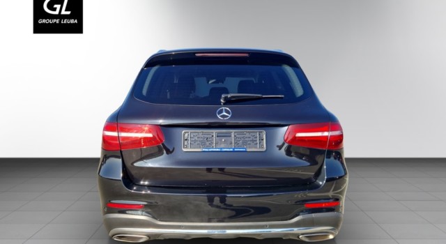 MERCEDES-BENZ GLC 250 AMG Line 4Matic