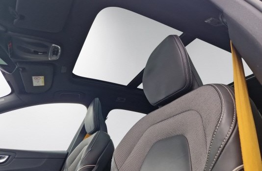 VOLVO XC60 T8 eAWD Polestar